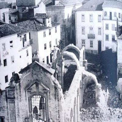 igreja-de-sao-pedro-em-Coimbra-Demolida2.jpg