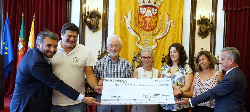 1 MULTISPORT WEEKEND COIMBRA ENTREGOU A CAVALO AZUL 1500 EUROS ANGRIADOS EM CAMINHADA SOLIDARIA3