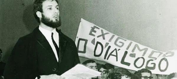 2 1969 O SUSTO DO REGIME AO VER ESTUDANTES A FALAR 1